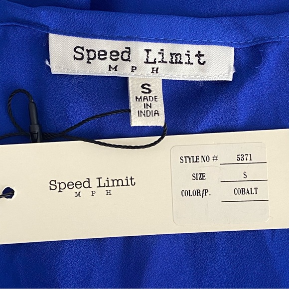 Speed Limit MPH Lace Up Chest Cold Shoulder Blue Short Sleeves Top Women Size S - Picture 5 of 7